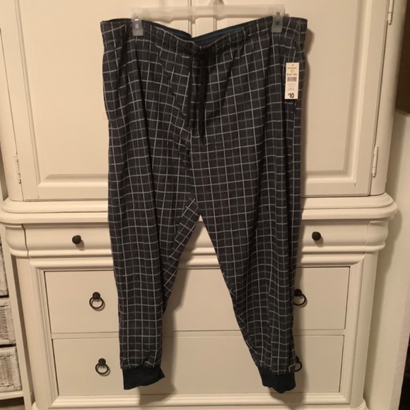 2 pair new with tags 2 X mens pajamas with pockets, cuffs on one - Picture 3 of 4